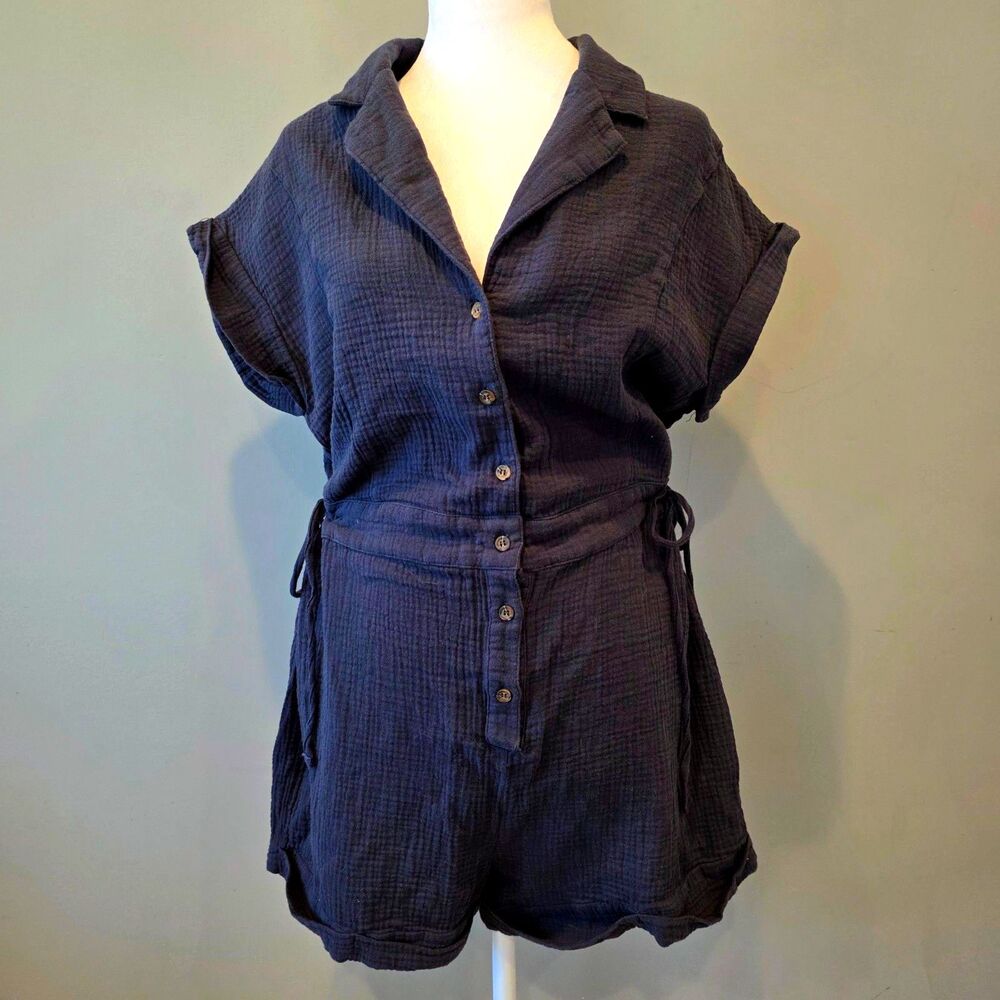 Hem & Thread Navy Cotton Shorts Romper. Sz Lg. Cottage Boho Spring Travel